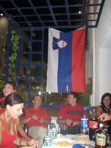 i/Kranj/Absolvent08/04-RedLoveParty/absolvent 1548.jpg_640.jpg